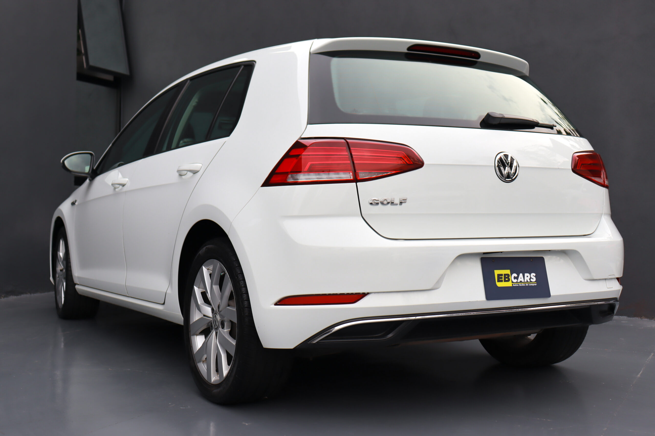 VOLKSWAGEN GOLF COMFORTLINE DSG 2018 BLANCO Ebcars Mx